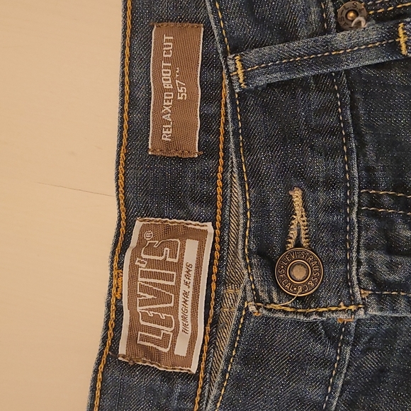 Classic Cut Off Levi's Worn in Jean Shorts - Picture 6 of 11